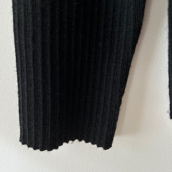 3/$20🌻Charter Club Black Wool Ribbed Henley V-Neck Sweater - Picture 7 of 16